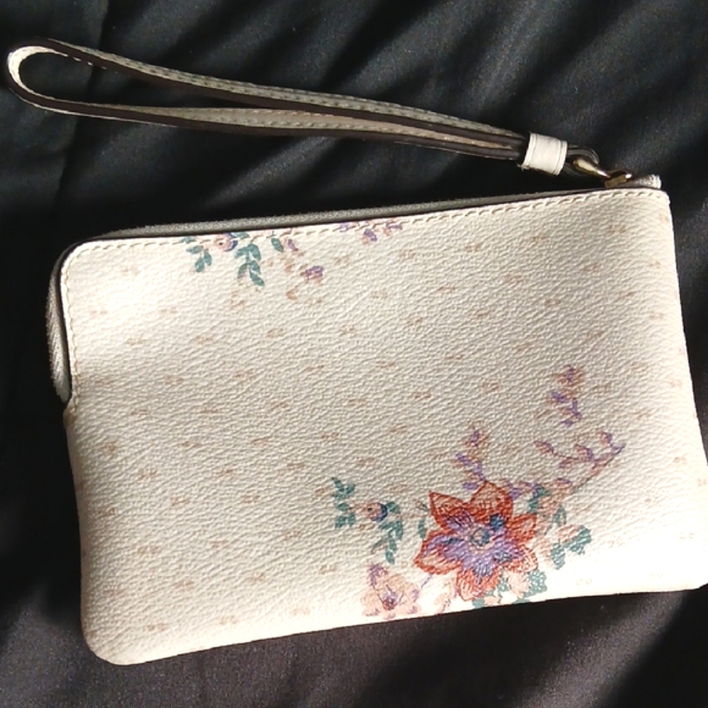 Coach Cream Floral Wristlet - Picture 3 of 4